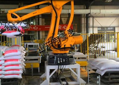 面粉自動碼垛機發展及功能