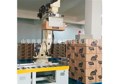 火腿腸全自動拆垛設備 紙箱碼垛機械手工作中