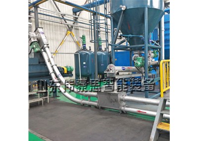 氫氧化鈉管鏈式輸送機 管鏈輸送設備現場展示