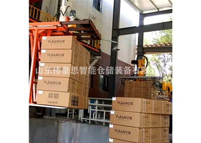 箱裝果汁全自動(dòng)裝車機(jī)有哪些功能？