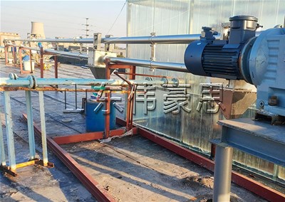氫氧化鈉管鏈輸送機 河南管鏈式輸送機供應(yīng)